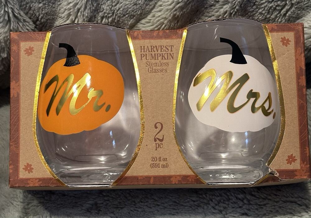 Harvest Pumpkin Stemless Wine Glasses 2-Piece Set 20 fl oz Mr. & Mrs. Gift Idea